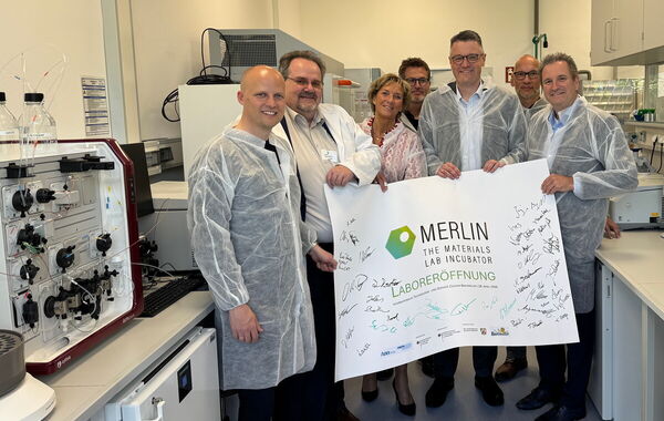 Einweihung Labor Merlin_Gruppenfoto