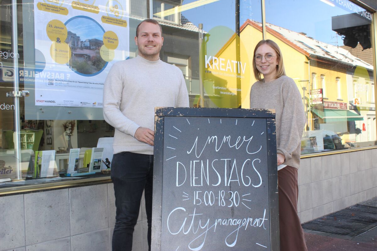 Citymanager Alexander Dalhoff und Jenny Hering-Terstegge vom Stadtentwicklungsamt