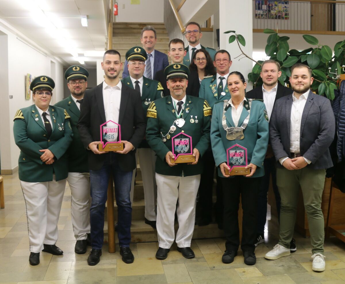 Die Preisträger des Heimatpreises im Rathaus Setterich